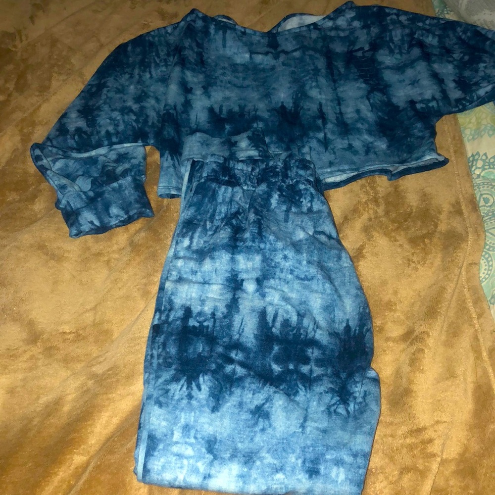 Two peace set